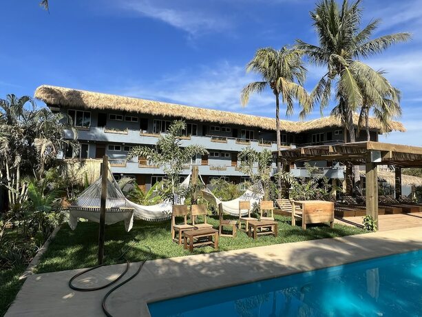 Imagen general del Hotel Straw Hat Surf Hostel. Foto 14