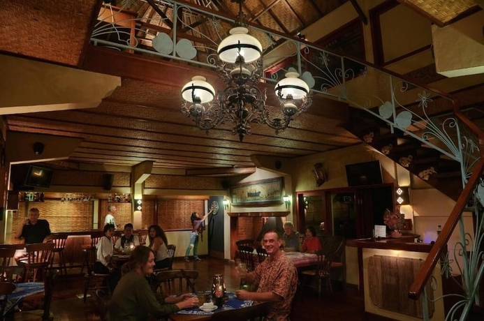 Imagen del bar/restaurante del Hotel Strawberry Hill & Restaurant. Foto 3