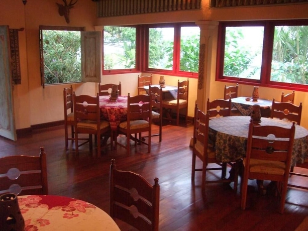 Imagen del bar/restaurante del Hotel Strawberry Hill & Restaurant. Foto 4
