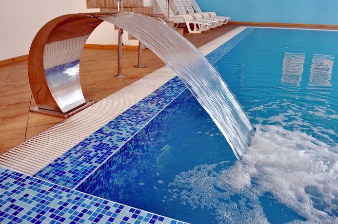 Imagen de la piscina del Hotel Stream Resort. Foto 9