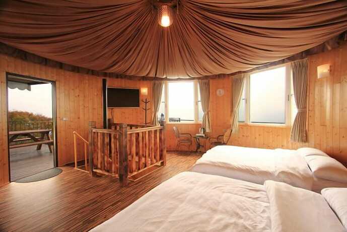 Imagen de la habitación del Hotel Stream Yurt Campground. Foto 12