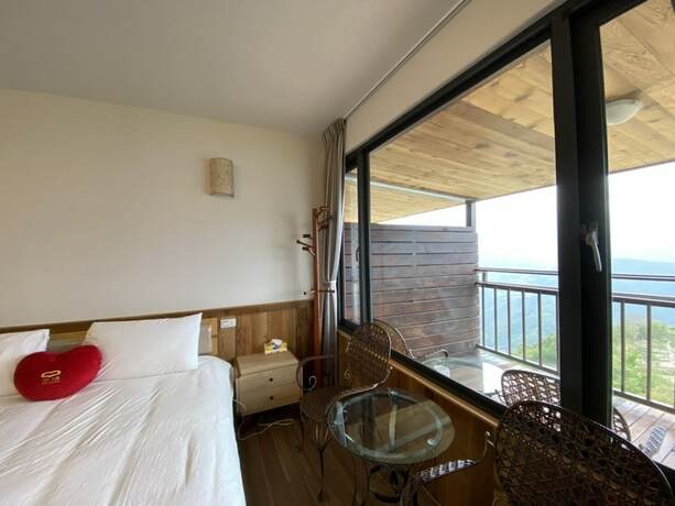 Imagen general del Hotel Stream Yurt Campground. Foto 8