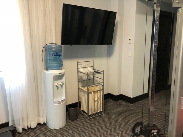 Imagen de los interiores del Hotel Streamline. Foto 18
