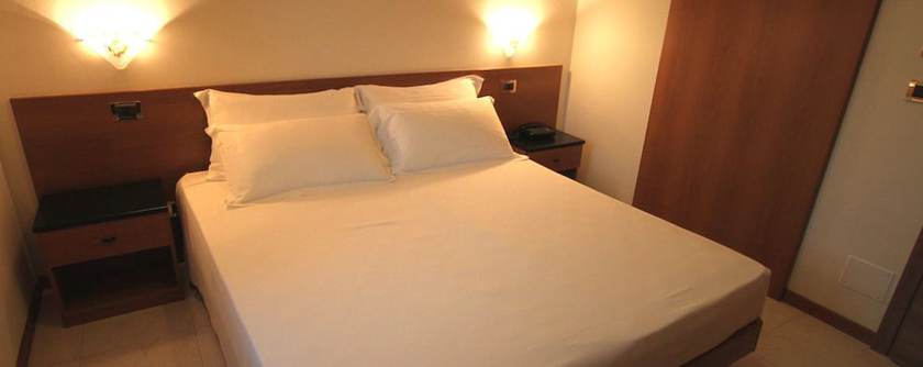 Imagen de la habitación del Hotel Street Comacchio. Foto 8