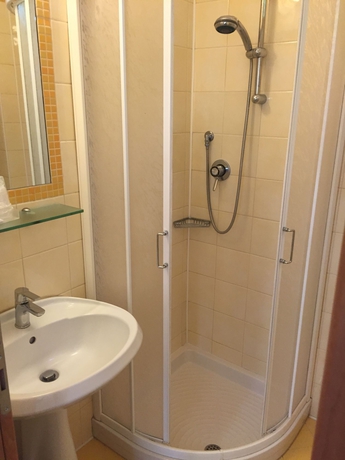 Imagen de la habitación del Hotel Stresa. Foto 5