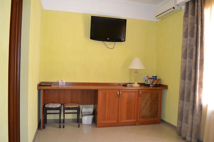 Imagen de la habitación del Hotel Strike. Foto 2