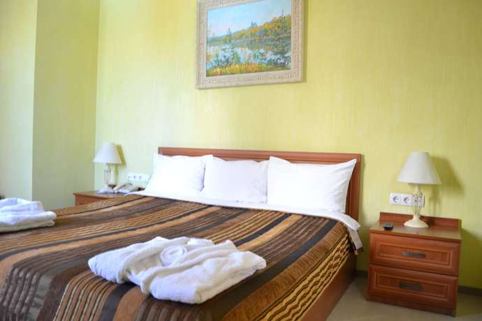 Imagen de la habitación del Hotel Strike. Foto 4