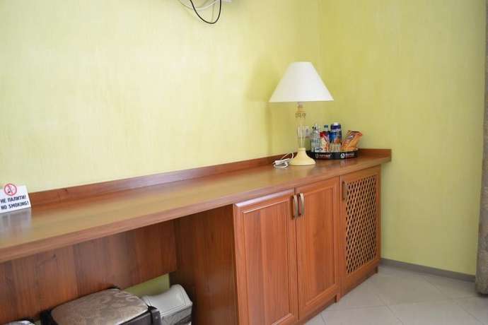 Imagen de la habitación del Hotel Strike. Foto 10
