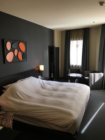 Imagen de la habitación del Hotel Strix Tokyo. Foto 12