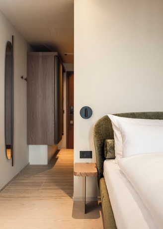Imagen de la habitación del Hotel Stroblhof Lake Garda. Foto 7