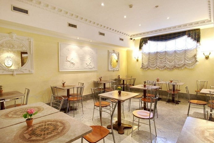 Imagen del bar/restaurante del Hotel Stromboli. Foto 2