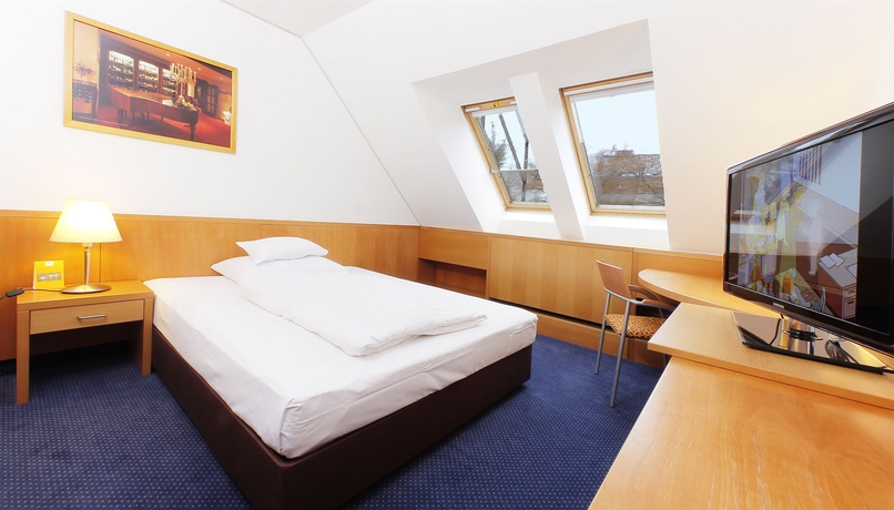 Imagen de la habitación del Hotel Strudlhof. Foto 8