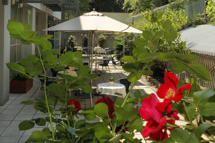 Imagen de los exteriores del Hotel Strudlhof. Foto 14