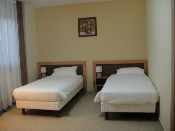 Imagen general del Hotel Student, Bucarest. Foto 7