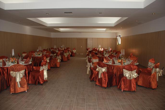 Imagen general del Hotel Student, Bucarest. Foto 11