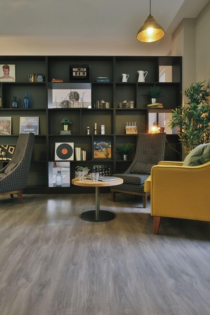 Imagen de los interiores del Hotel Student Only Bath Street. Foto 13