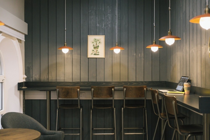 Imagen de los interiores del Hotel Student Only Provincial House. Foto 10