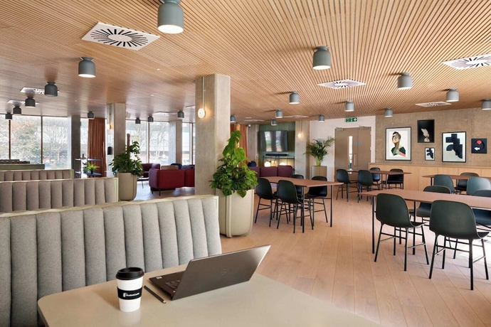 Imagen de los interiores del Hotel Student Only SC Brighton. Foto 12
