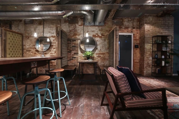 Imagen de los interiores del Hotel Student Only The Emporium. Foto 11