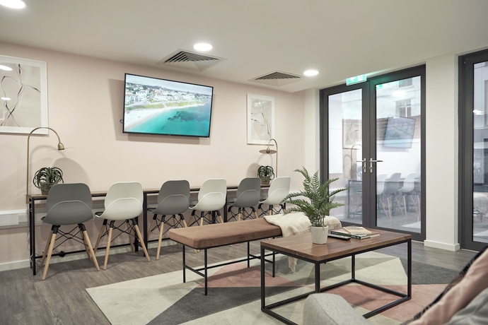 Imagen de los interiores del Hotel Student Only The Quarry. Foto 16