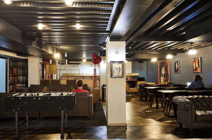 Imagen de los interiores del Hotel Student Only Vita Crosshall Street. Foto 8