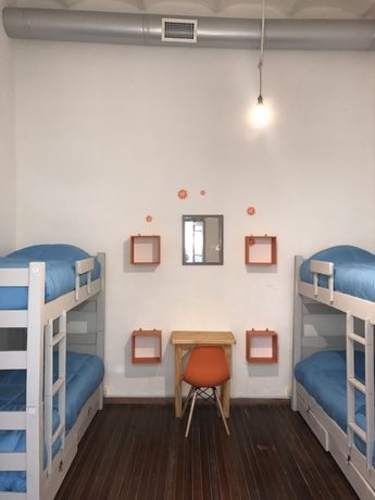 Imagen de la habitación del Hotel Students Hostel. Foto 8