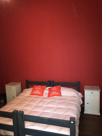 Imagen de la habitación del Hotel Students Hostel. Foto 12