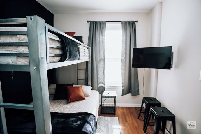 Imagen de la habitación del Hotel Studio 424. Foto 13