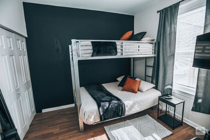 Imagen de la habitación del Hotel Studio 424. Foto 17