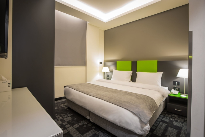 Imagen de la habitación del Hotel Studio 44. Foto 12