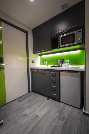 Imagen de la habitación del Hotel Studio 44. Foto 15