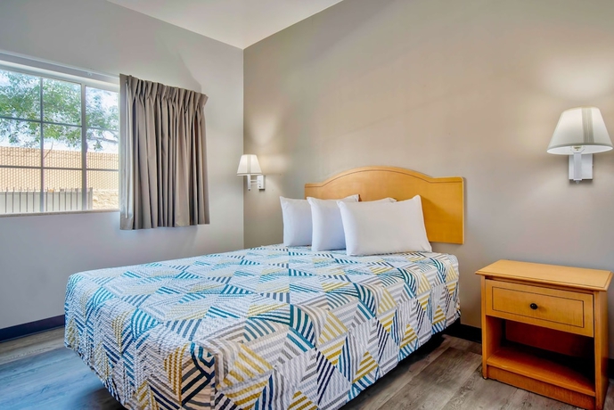 Imagen de la habitación del Hotel Studio 6 Bakersfield, CA. Foto 8