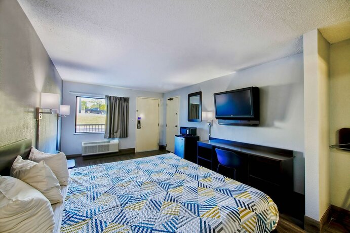 Imagen de la habitación del Hotel Studio 6 Birmingham, Al - Medical Center. Foto 13