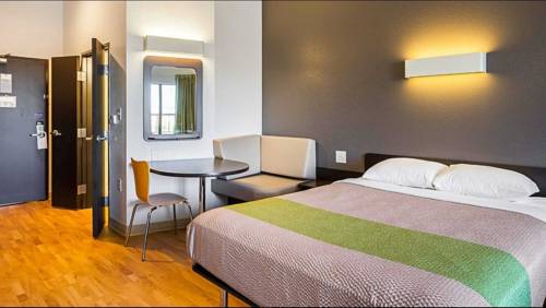 Imagen de la habitación del Hotel Studio 6 Buda, Tx. Foto 4