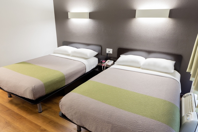 Imagen de la habitación del Hotel Studio 6 Cypress, CA. Foto 2