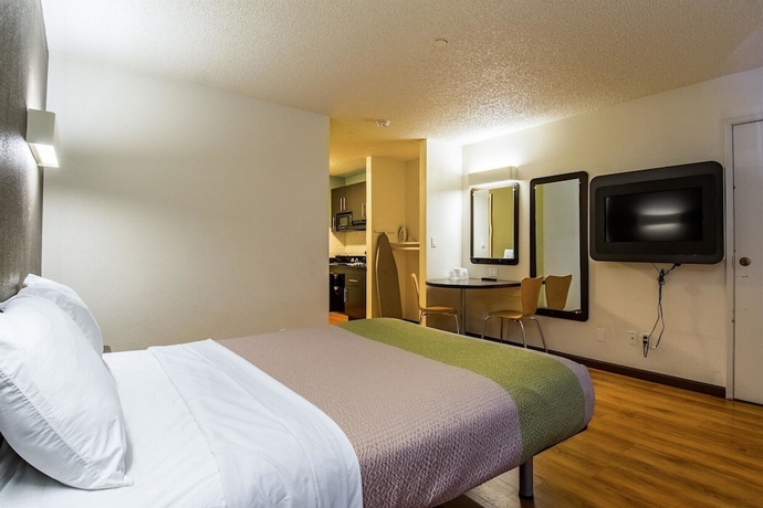 Imagen de la habitación del Hotel Studio 6 Cypress, CA. Foto 5