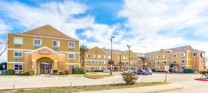 Imagen de los interiores del Hotel Studio 6 Dallas, Tx. Foto 16