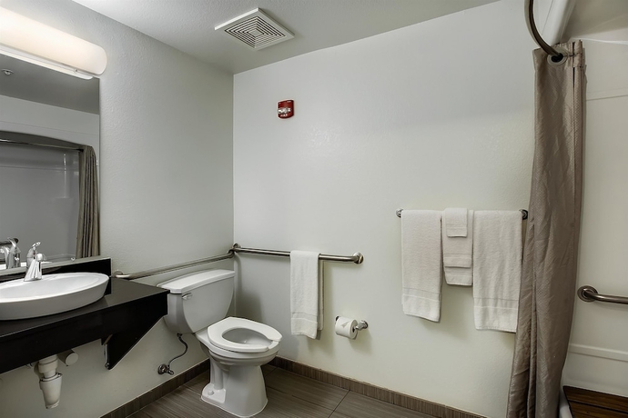 Imagen general del Hotel Studio 6 East Brunswick, NJ - NYC Area. Foto 2