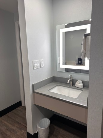 Imagen de la habitación del Hotel Studio 6 Eureka, CA &ndash; Old Town. Foto 17