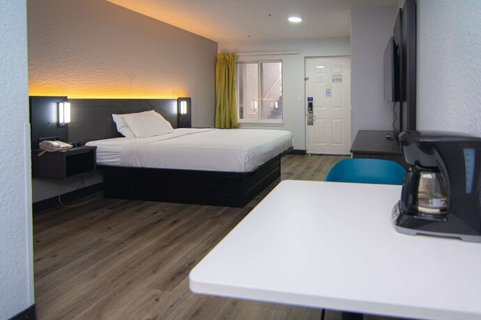 Imagen de la habitación del Hotel Studio 6 Extended Stay - West Palm Beach. Foto 17