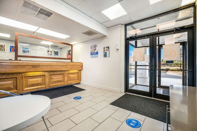 Imagen general del Hotel Studio 6 Florence , Sc. Foto 9