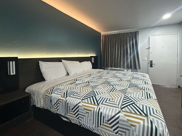 Imagen de la habitación del Hotel Studio 6 Hemet, CA. Foto 10