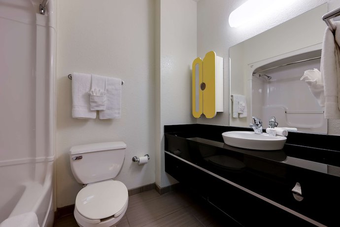 Imagen de la habitación del Hotel Studio 6 Mississauga, ON - Toronto. Foto 7