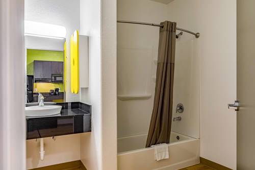 Imagen de la habitación del Hotel Studio 6 New Braunfels, Tx. Foto 1