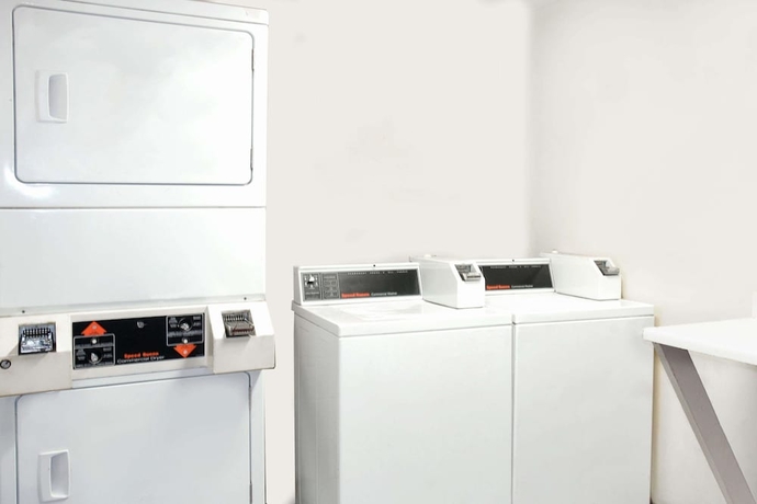 Imagen de los interiores del Hotel Studio 6 Rosenberg, Tx. Foto 14