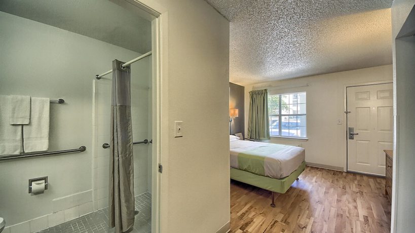 Imagen de la habitación del Hotel Studio 6 San Antonio, Tx - Six Flags. Foto 8