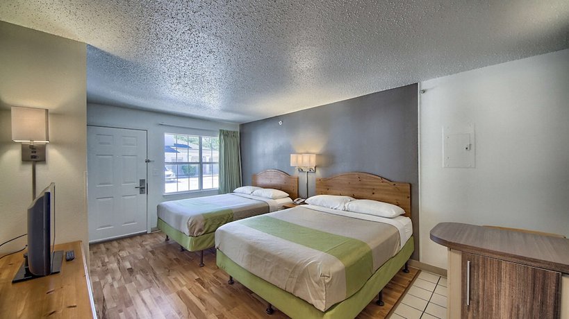 Imagen de la habitación del Hotel Studio 6 San Antonio, Tx - Six Flags. Foto 9