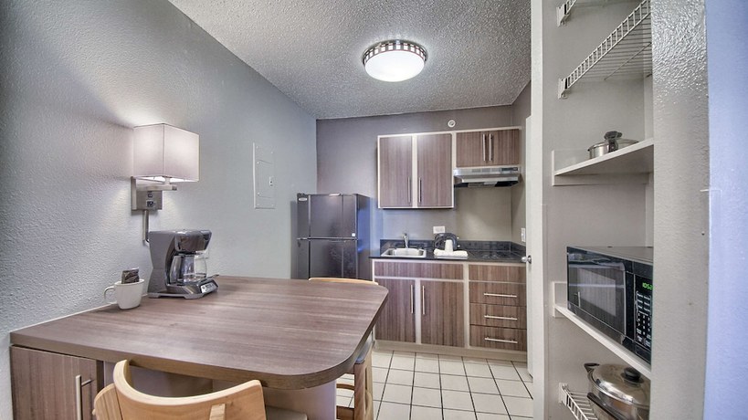 Imagen de la habitación del Hotel Studio 6 San Antonio, Tx - Six Flags. Foto 14
