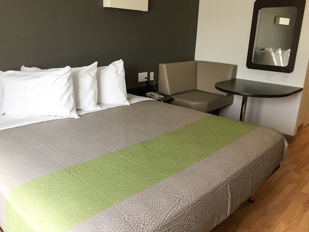 Imagen de la habitación del Hotel Studio 6 San Marcos, TX. Foto 9