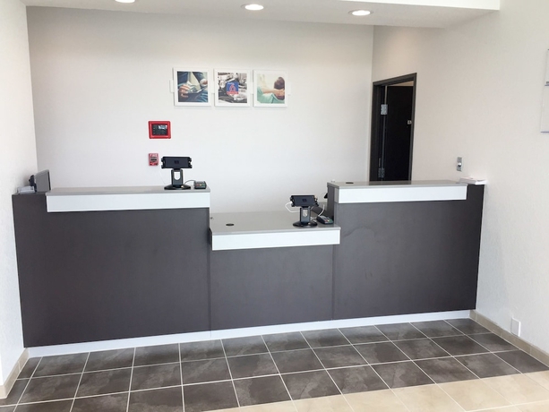 Imagen de los interiores del Hotel Studio 6 San Marcos, TX. Foto 16